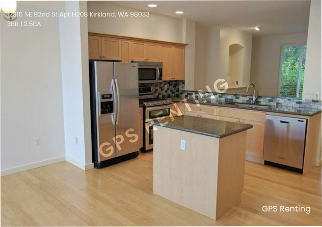 Building Photo - Charming Redmond Townhouse for Rent