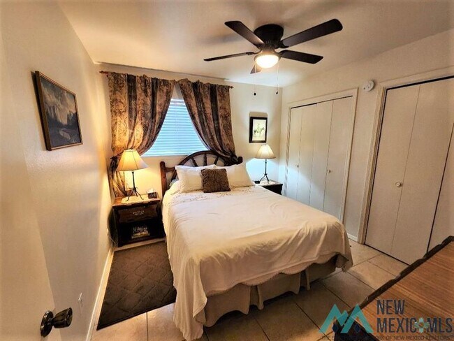 Building Photo - 1501 Riley Dr