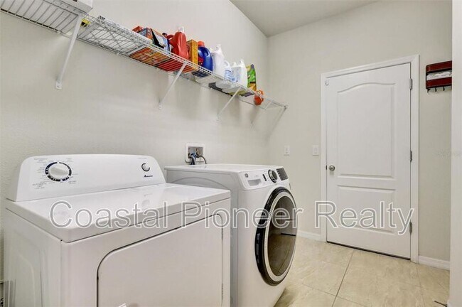 Building Photo - 16321 Treasure Point Dr