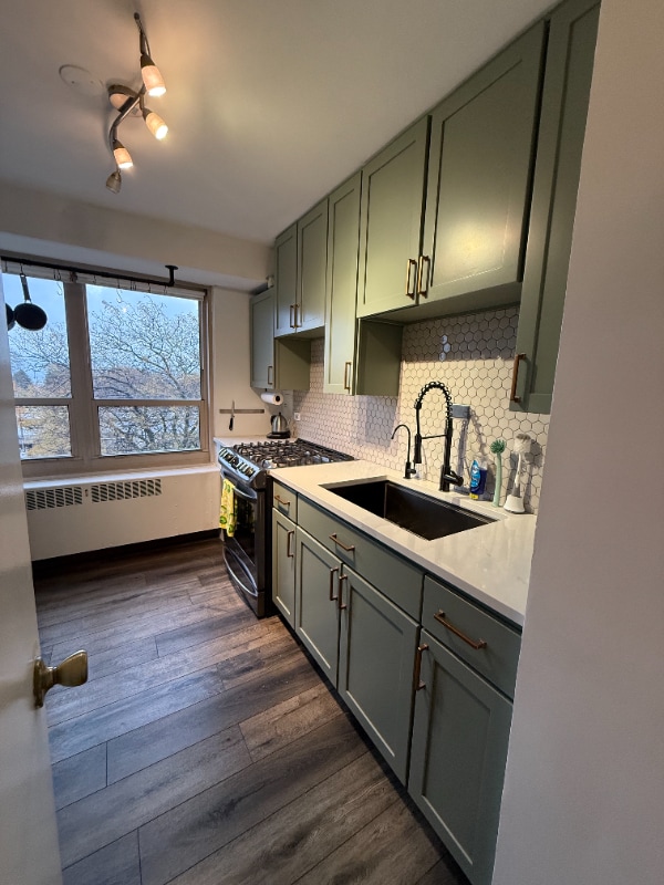 Building Photo - 3950 N Lake Shore Dr