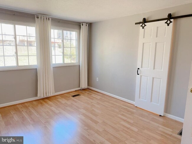 Building Photo - 7706 Havenside Terrace