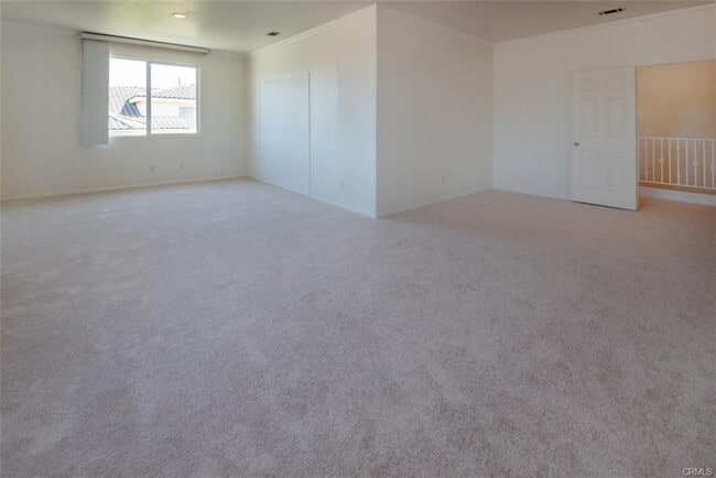 Building Photo - Executive Town Home in Central Torrance