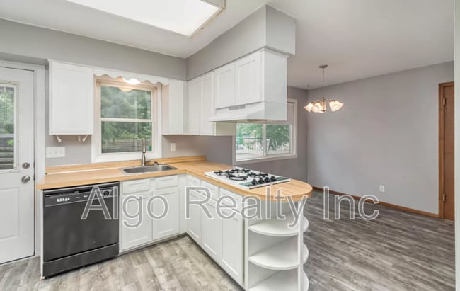 Building Photo - 3620/3630 Louisiana Avenue North - 3620