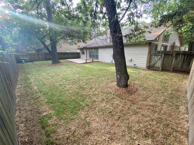 Building Photo - 33 N Rain Forest Ct