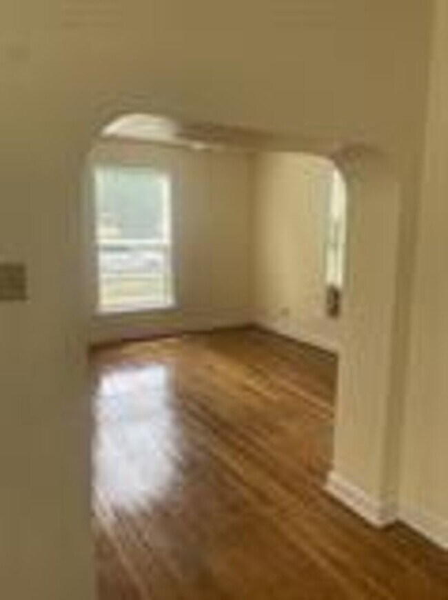 Building Photo - 210 N Central Ave