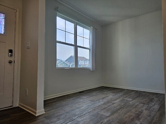 Building Photo - 7750 W 105th Pl