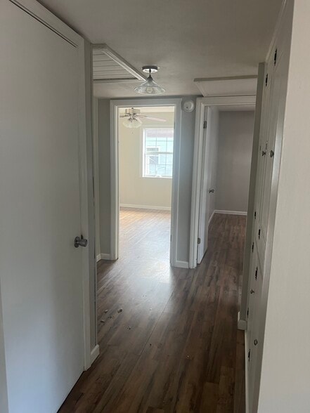 Building Photo - 153 Adkinson Dr