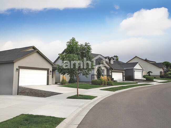 Building Photo - 3465 S Bartlett Ave