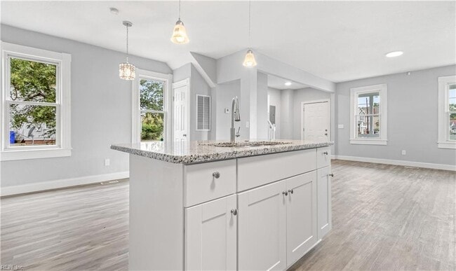 Building Photo - 1503 E Indian River Rd