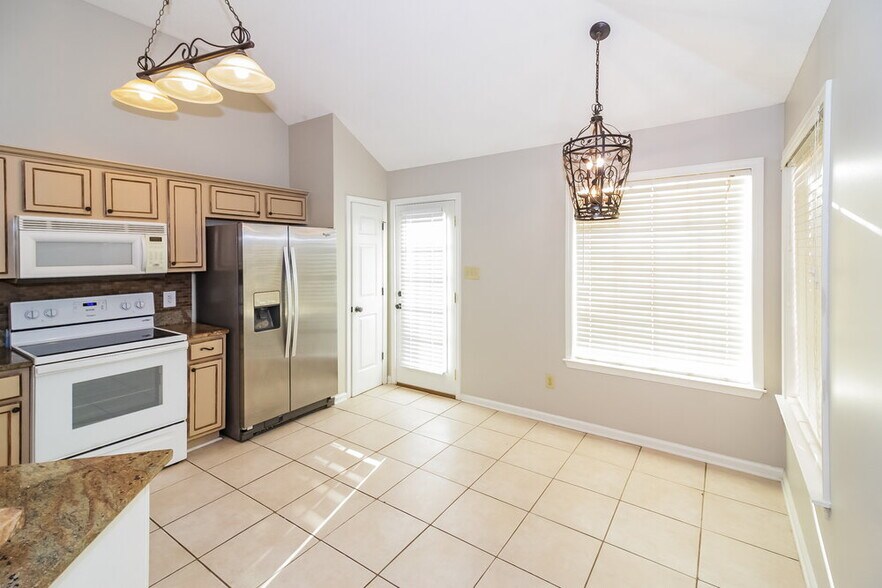 Building Photo - 7161 McCleskey Cove
