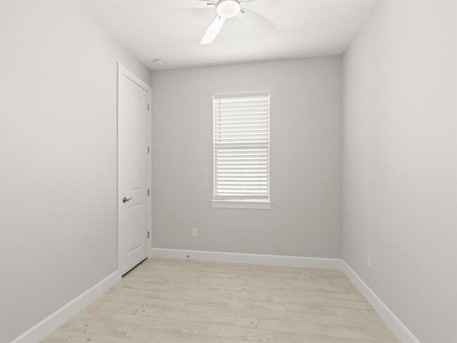 Building Photo - 4501 Nautilus Cir