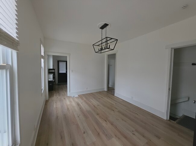 Building Photo - 818 Buckeye St