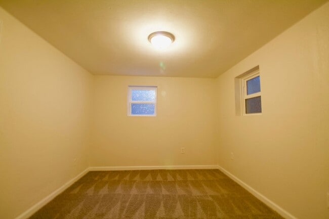 Building Photo - Sunny Sunnyside Bungalow with Finished Basement & Private Backyard Retreat