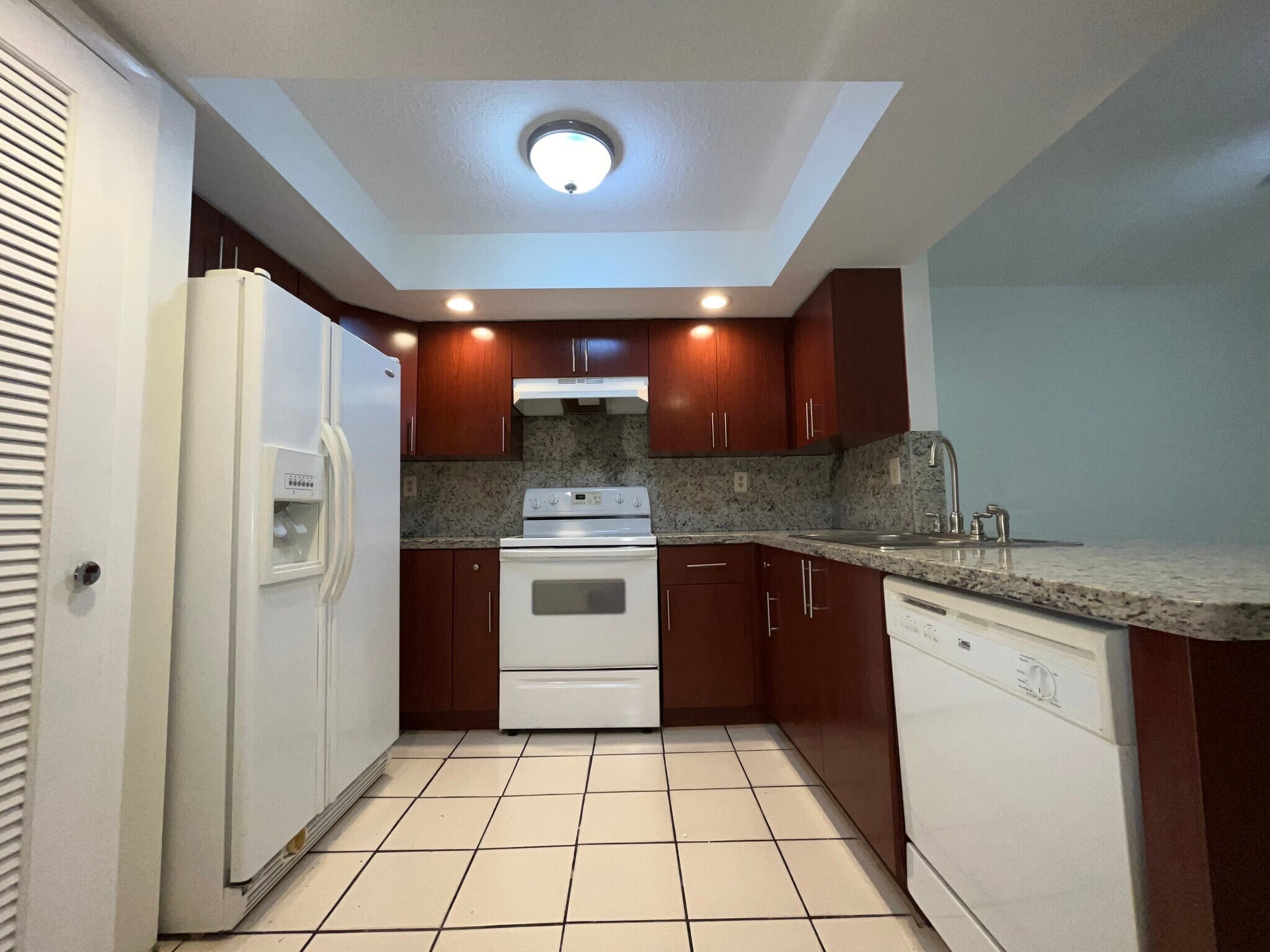 Building Photo - 4171 NW 110th Ave