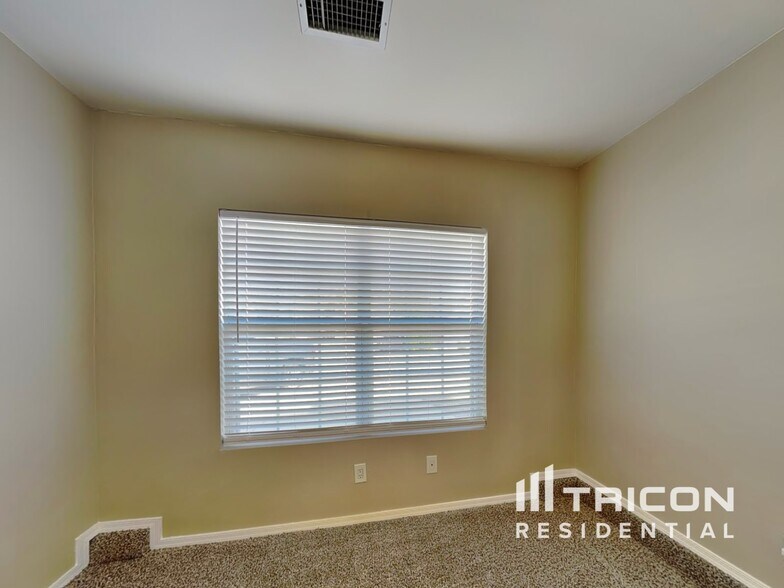 Building Photo - 8427 Rio Verde Pl NW