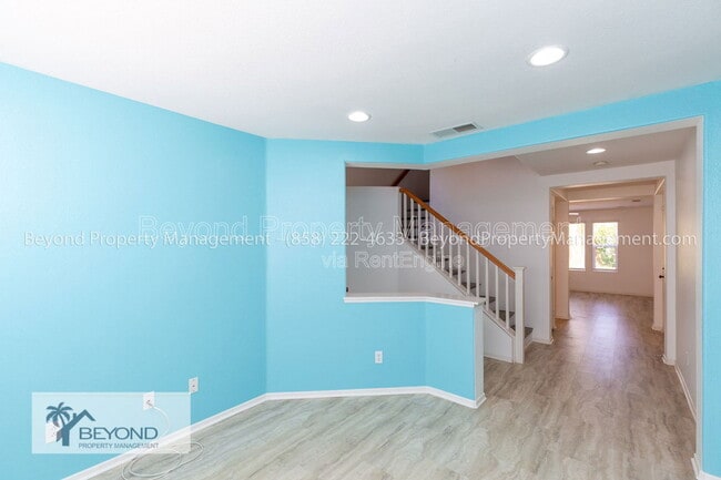 Building Photo - 120 Canyon Creek Way