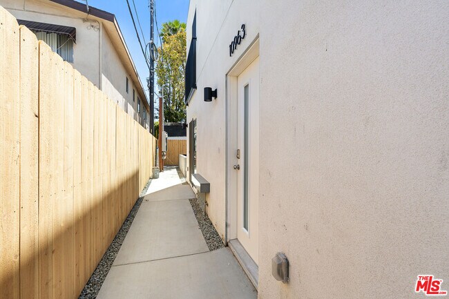 Building Photo - 10963 Calvert St