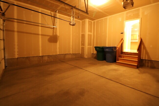 Building Photo - Traverse Mountain Home