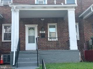 Primary Photo - 1816 N Ellamont St