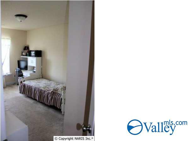 Building Photo - 203 Shadow Ct SW