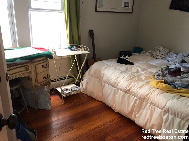 Building Photo - 175 Princeton St