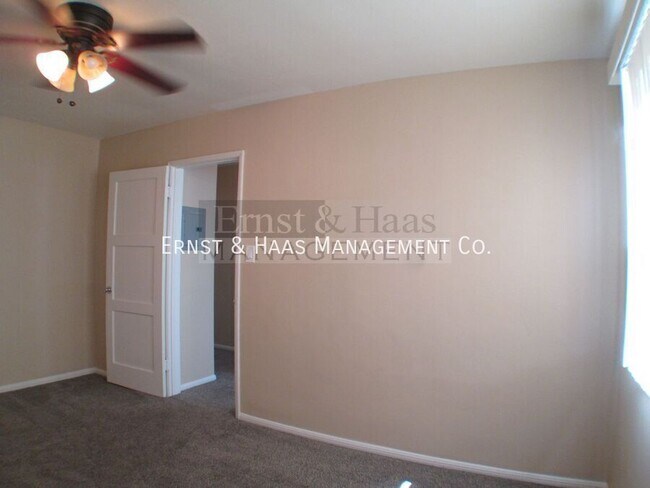 Building Photo - 4531 N Banner Dr