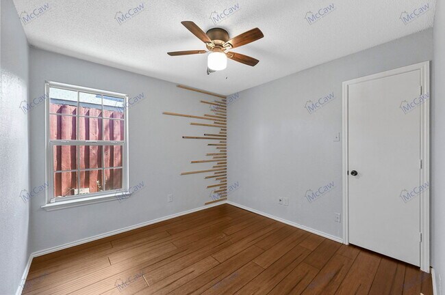 Building Photo - 7136 Vinland St
