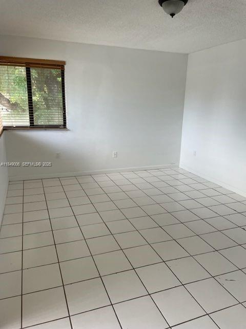 Building Photo - 9702 SW 138th Ave