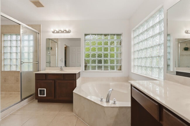 Building Photo - 1085 Center Stone Ln