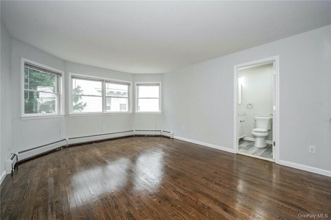 Building Photo - 122 Sagamore Rd