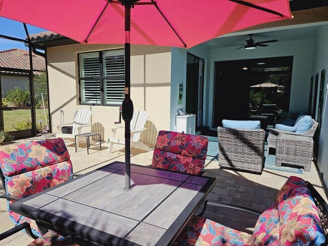 Building Photo - Annual Furnished Pet Friendly Twin Villa l...