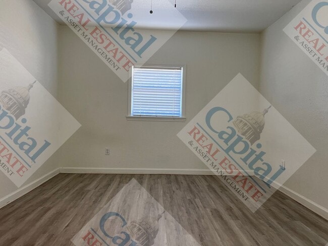 Building Photo - Welcome Home!