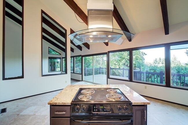 Building Photo - 3bd/1.5ba Kirkland