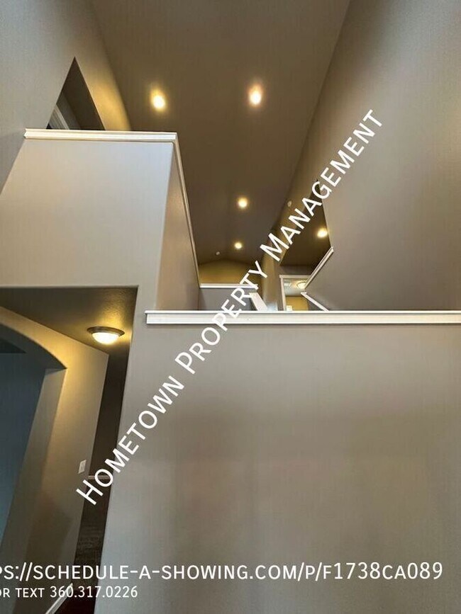 Building Photo - 7011 Prism St SE