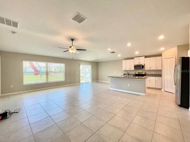 Building Photo - 12964 Wildflower Meadow Dr