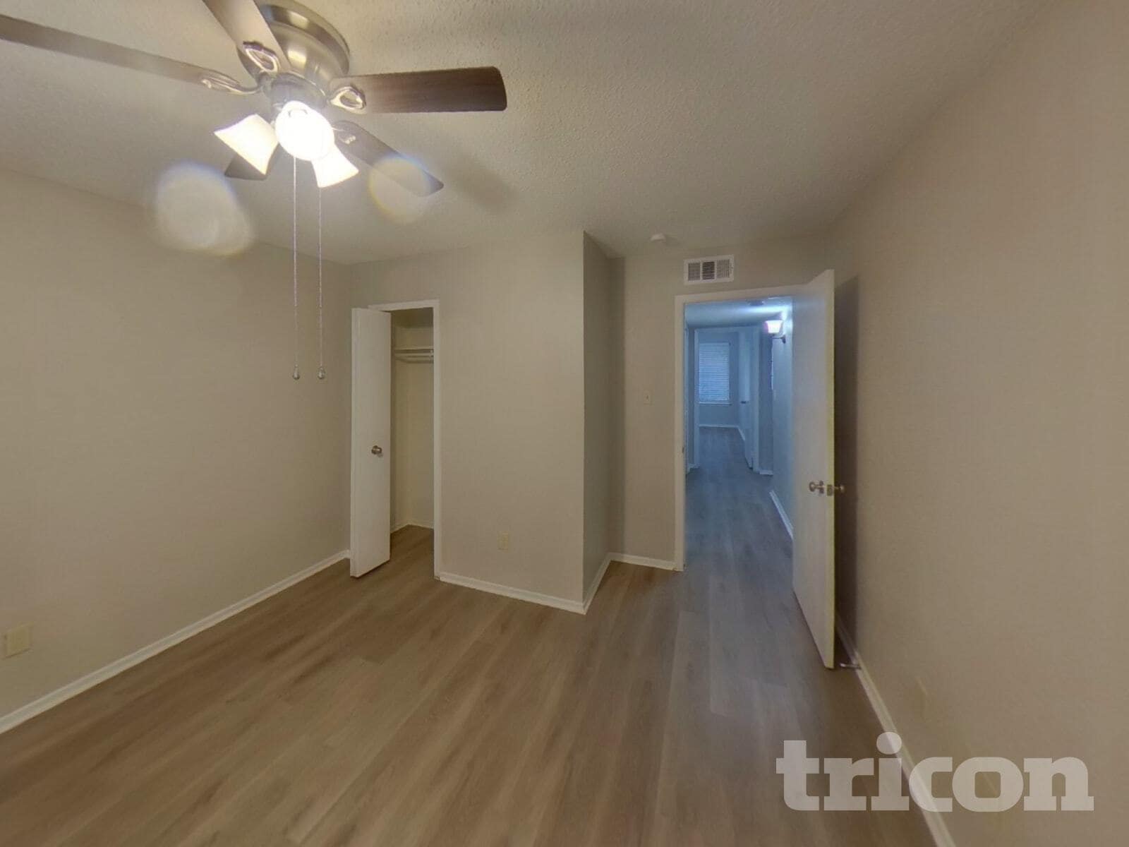 Building Photo - 1517 Rockshire Dr