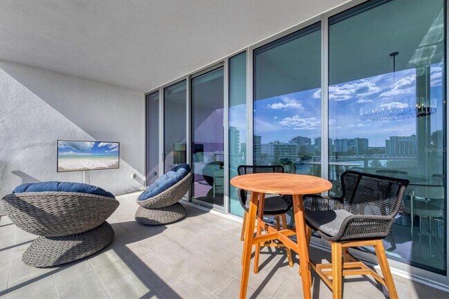 Building Photo - 1155 N Gulfstream Ave