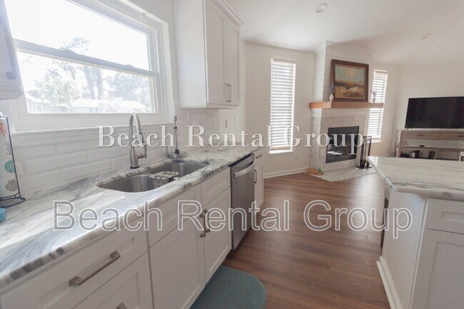 Building Photo - 818 Keel Ct