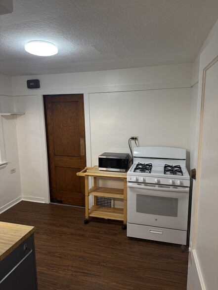 Building Photo - 10018 Baltic Road