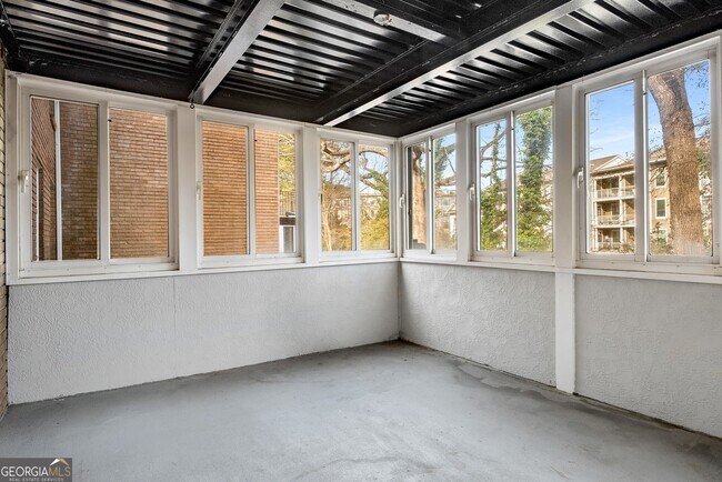 Building Photo - 1101 Collier Rd NW