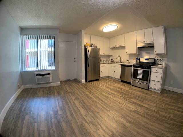 Custom Flooring and Open Floor Plan - Vanowen Sq