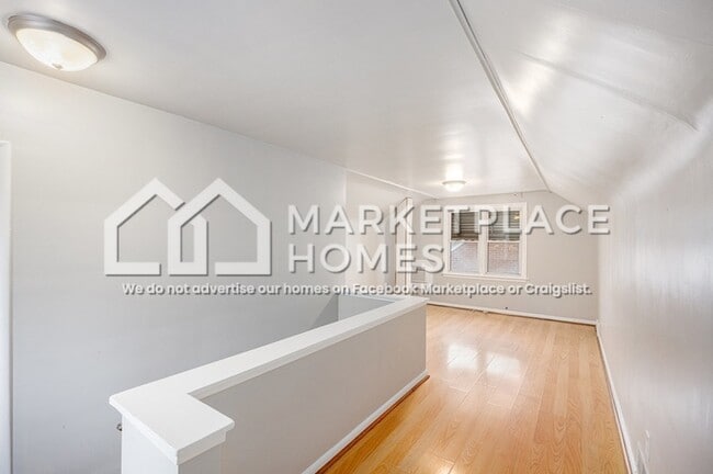 Building Photo - 16242 Carlisle St