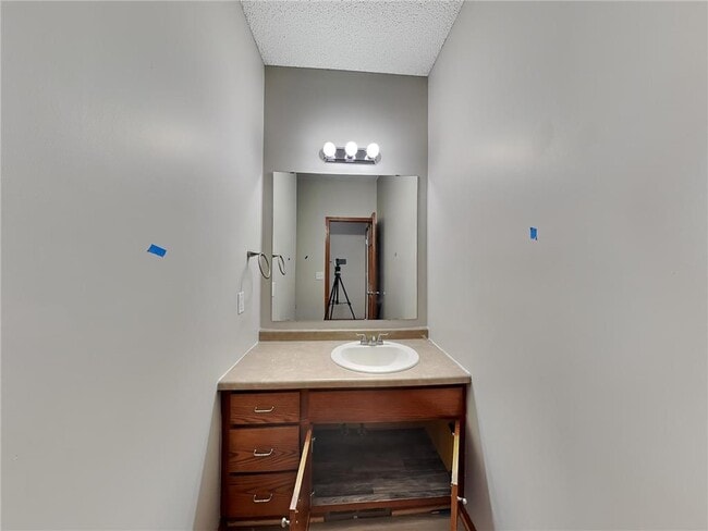 Building Photo - 2248 Longhorn Ln