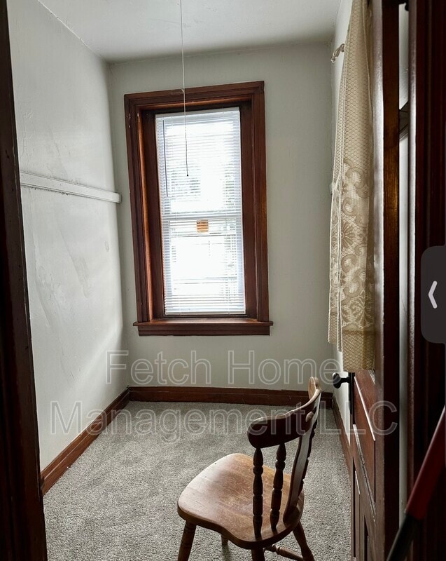 Building Photo - 816 Church St