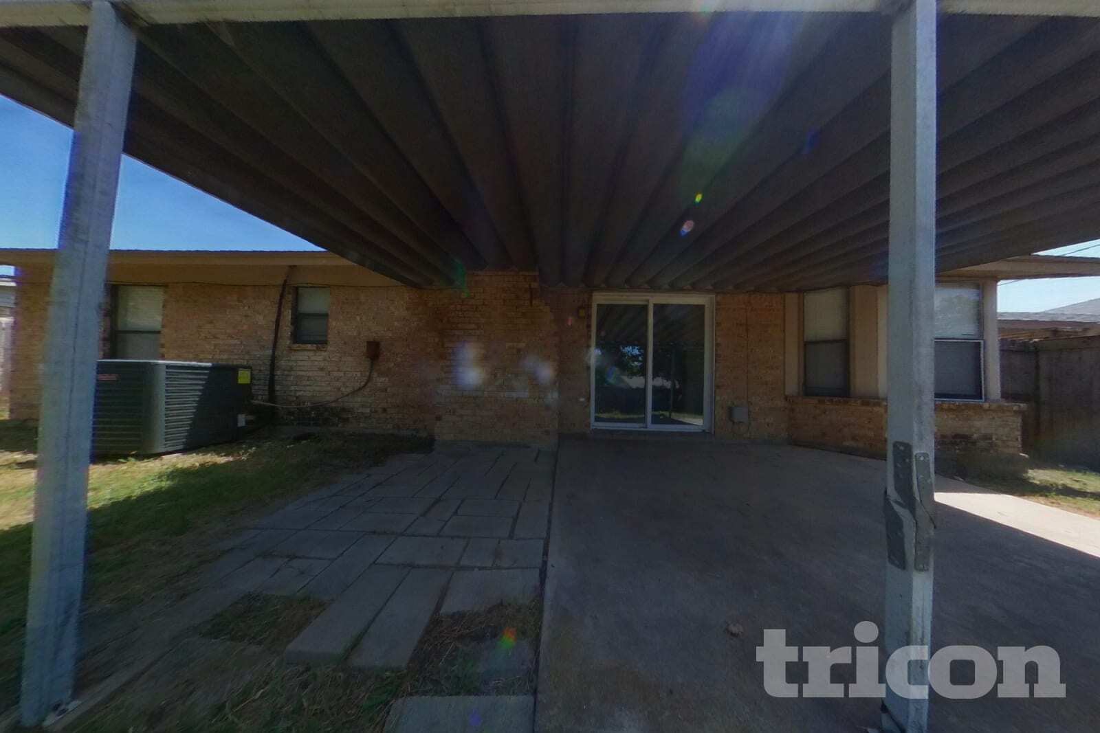 Building Photo - 6321 Macarthur Dr