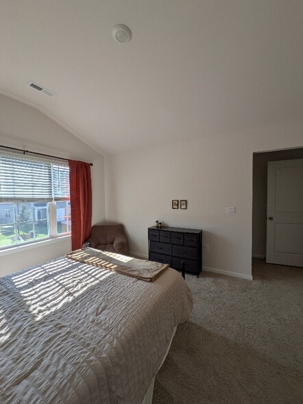 Building Photo - 1505 Gracie Ln