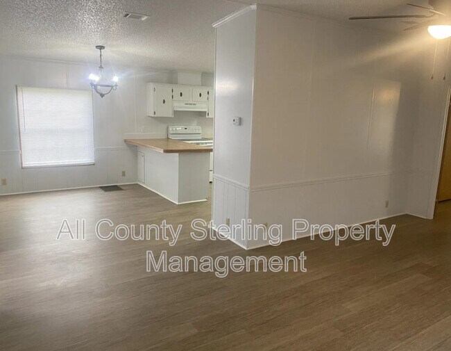 Building Photo - 6303 County Rd 18