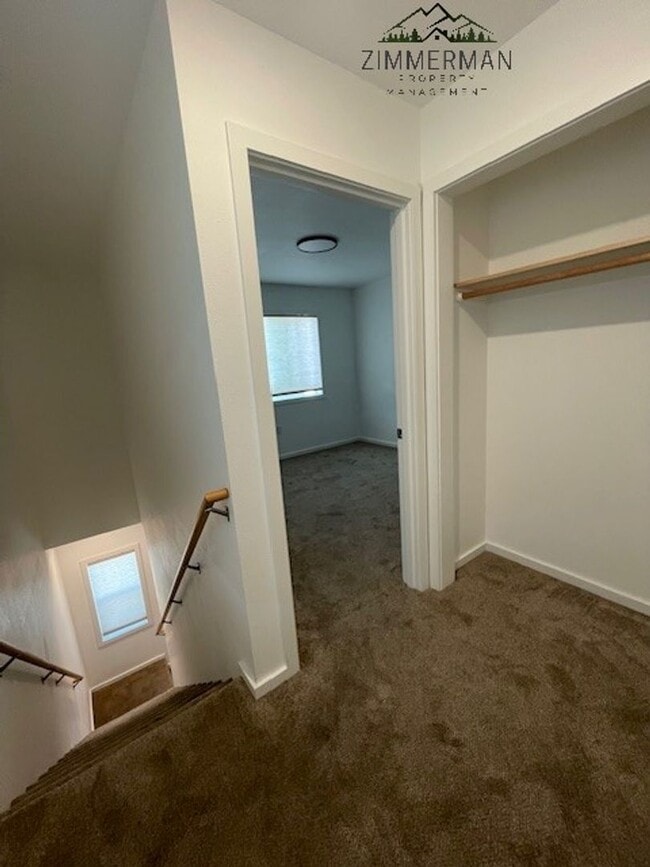 Building Photo - Modern 2 Bedroom Home in the Heart of Springfield!