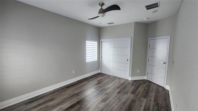 Building Photo - 1968 Greenbriar Ter