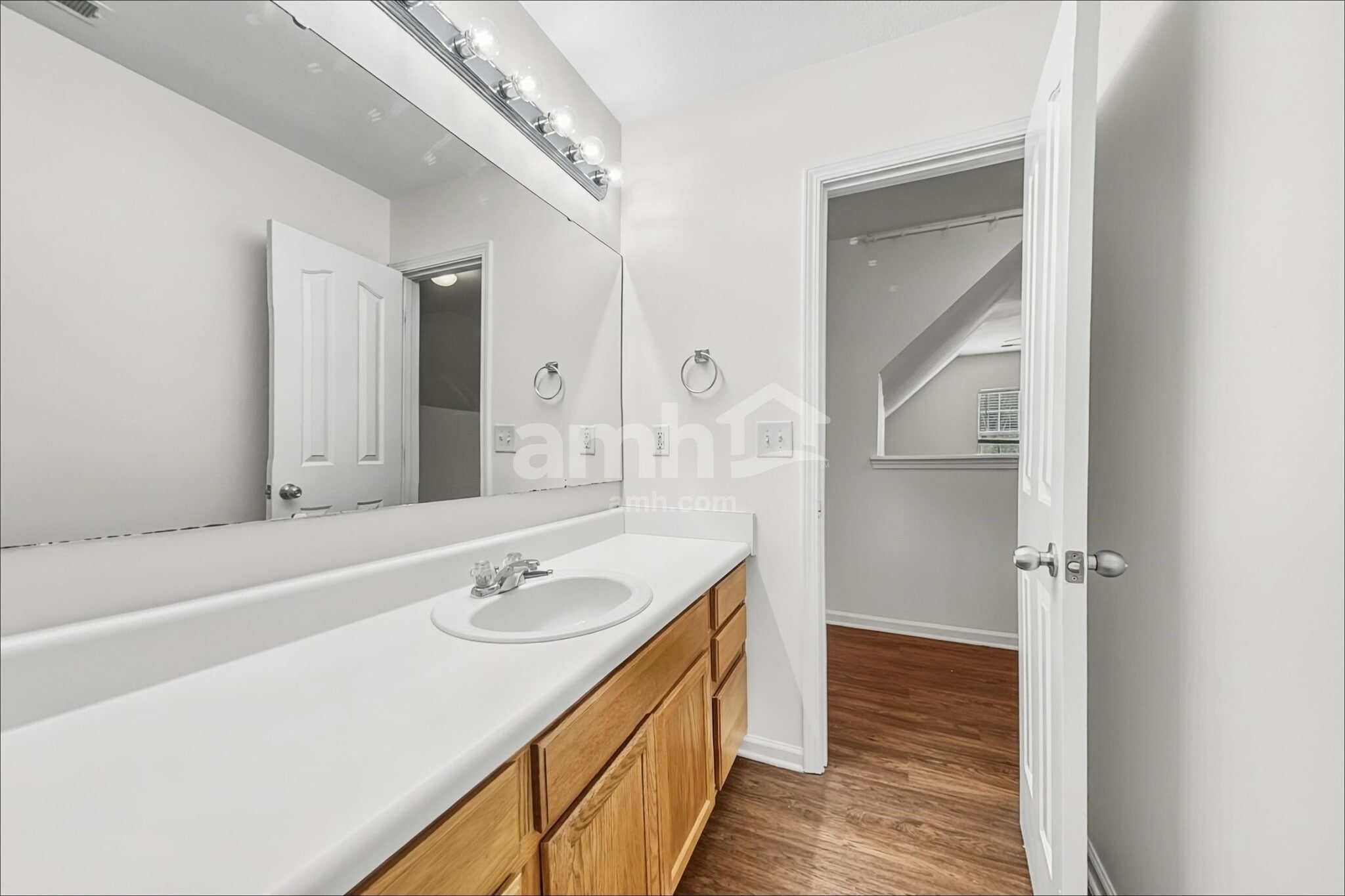 Building Photo - 14716 Castletown House Dr